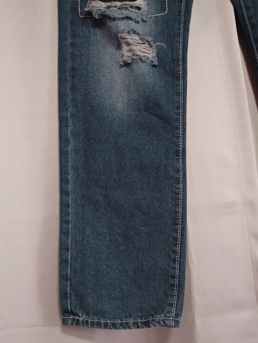 Kansas City Chiefs Custom Distressed Patchwork Jeans NFL Football Fan Game Day - Picture 9 of 15